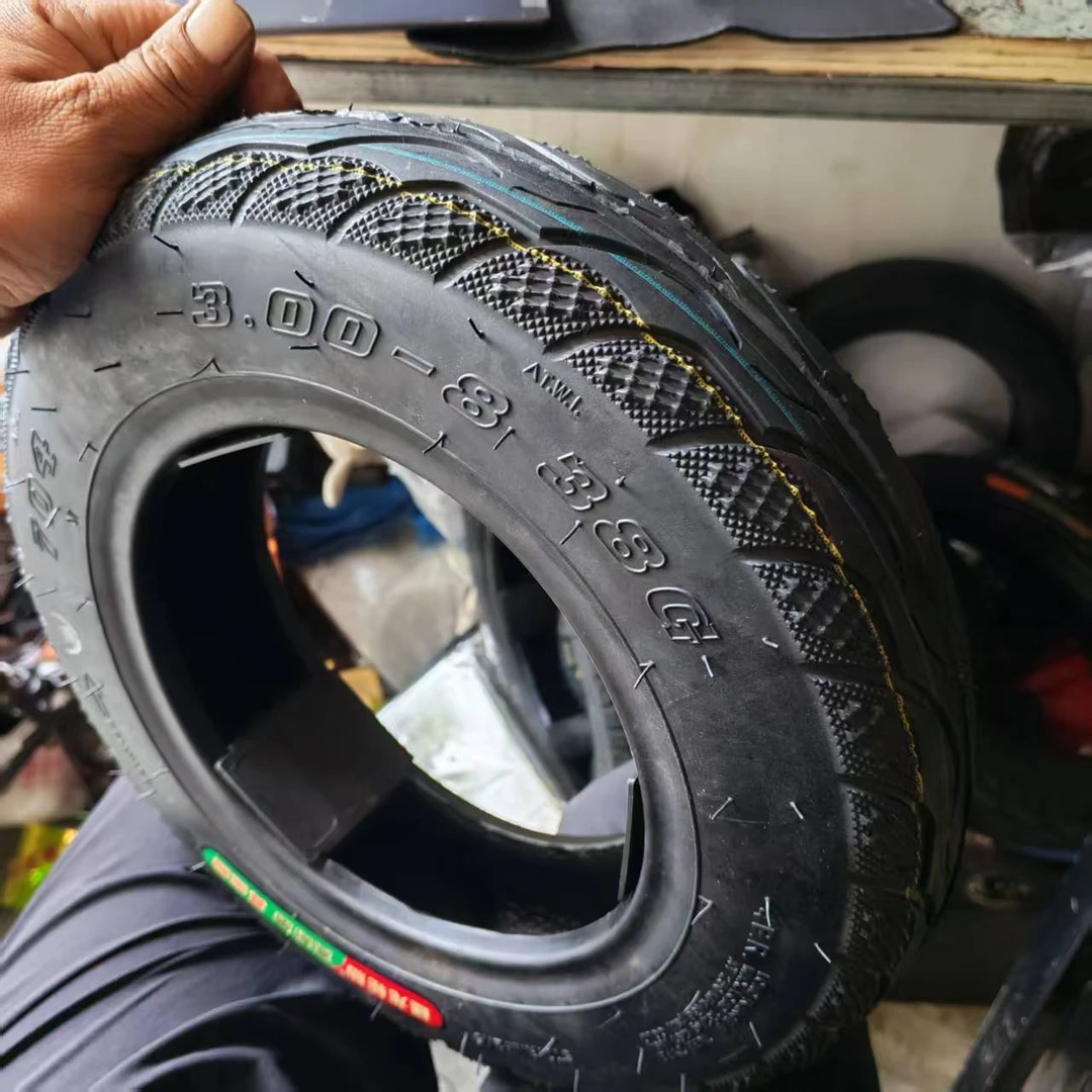 电动车轮胎。半热熔轮胎。钢丝胎300-10.275-10.300-8