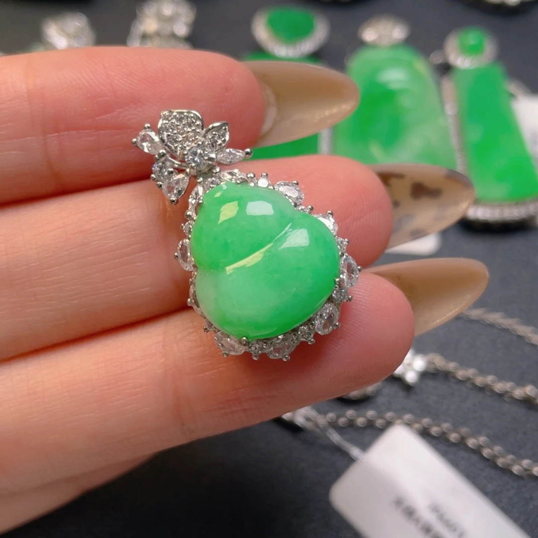 翡翠银S925镶嵌颈饰