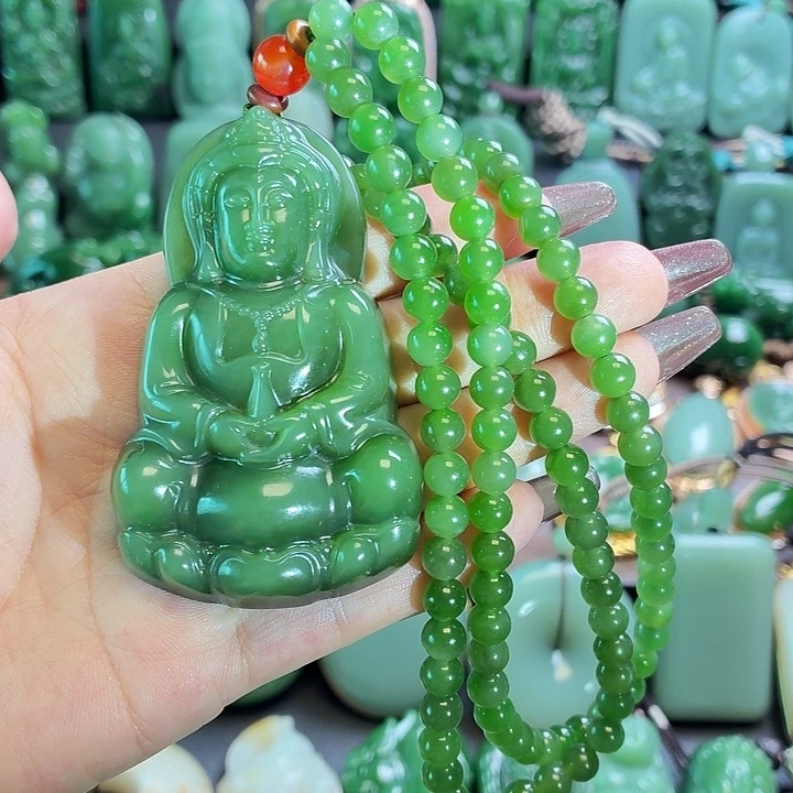 小***草未镶嵌和田玉挂件