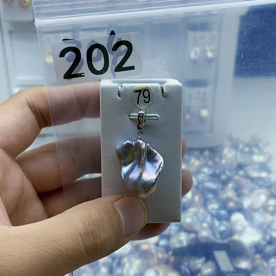 淡水珍珠合金颈饰