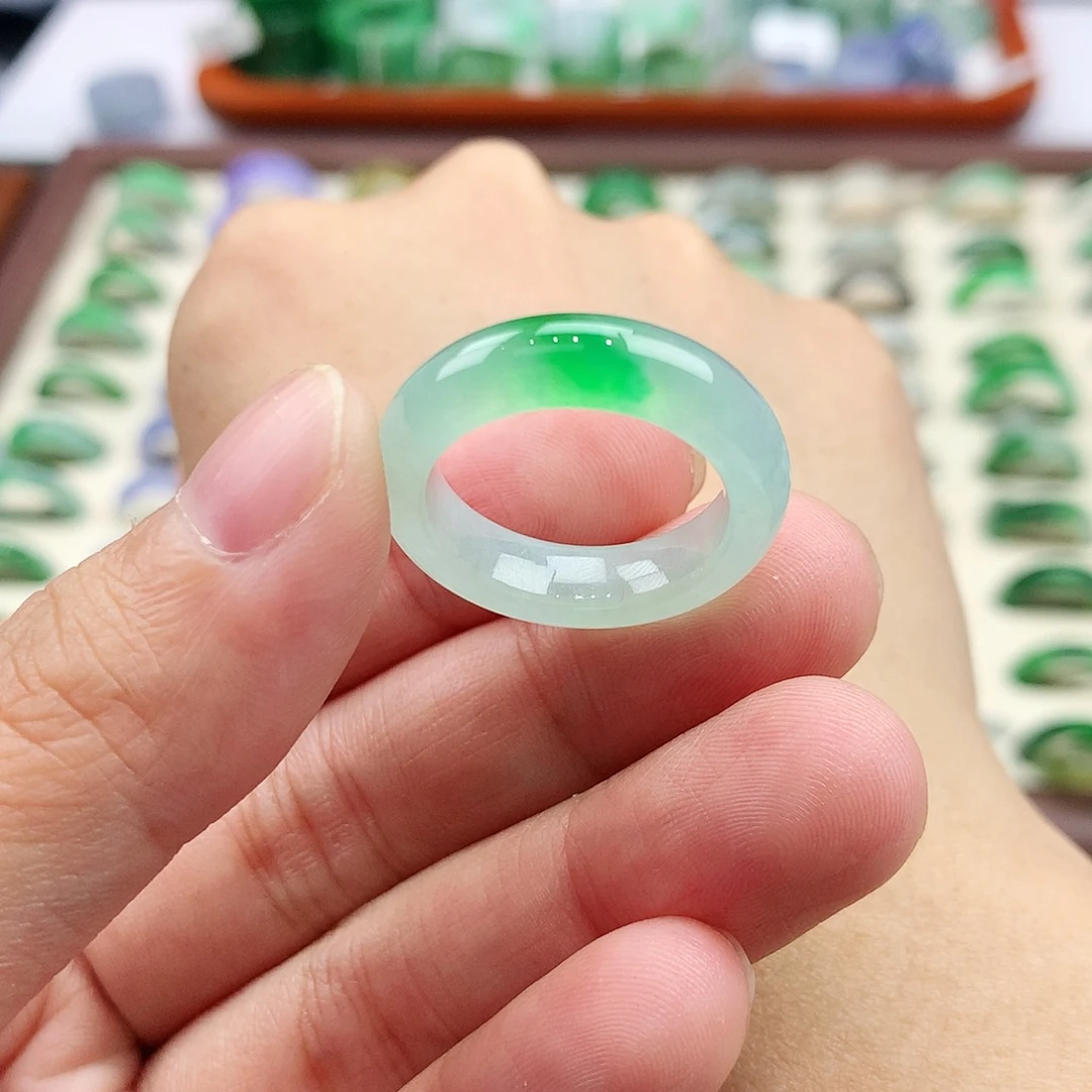 翡翠戒指未镶嵌15号