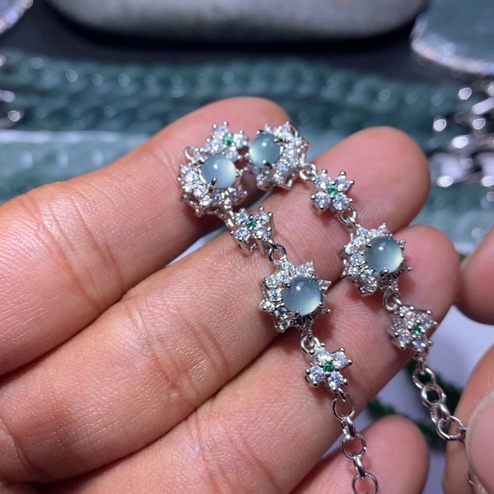 翡翠未镶嵌颈饰天然翡翠