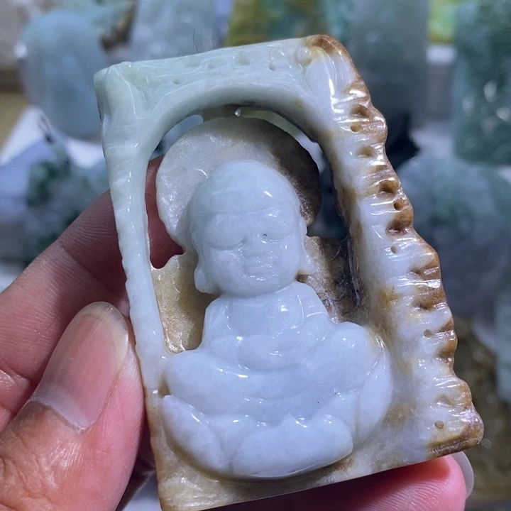 【闪购商品】翡翠未镶嵌颈饰11111111111111