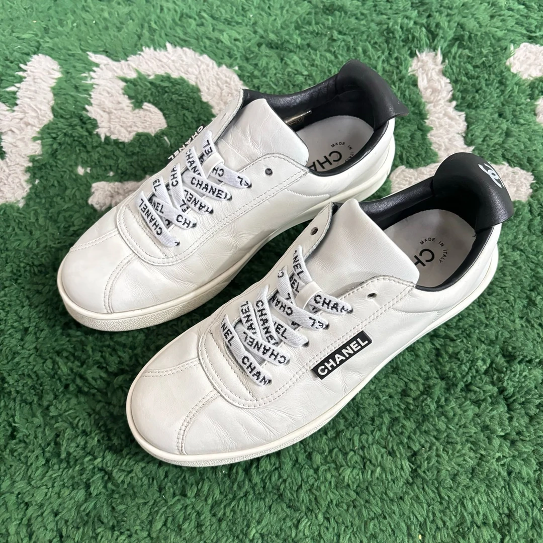 95新 Chanel/香奈儿 牛皮材质舒适休闲鞋 36码 ylp1128