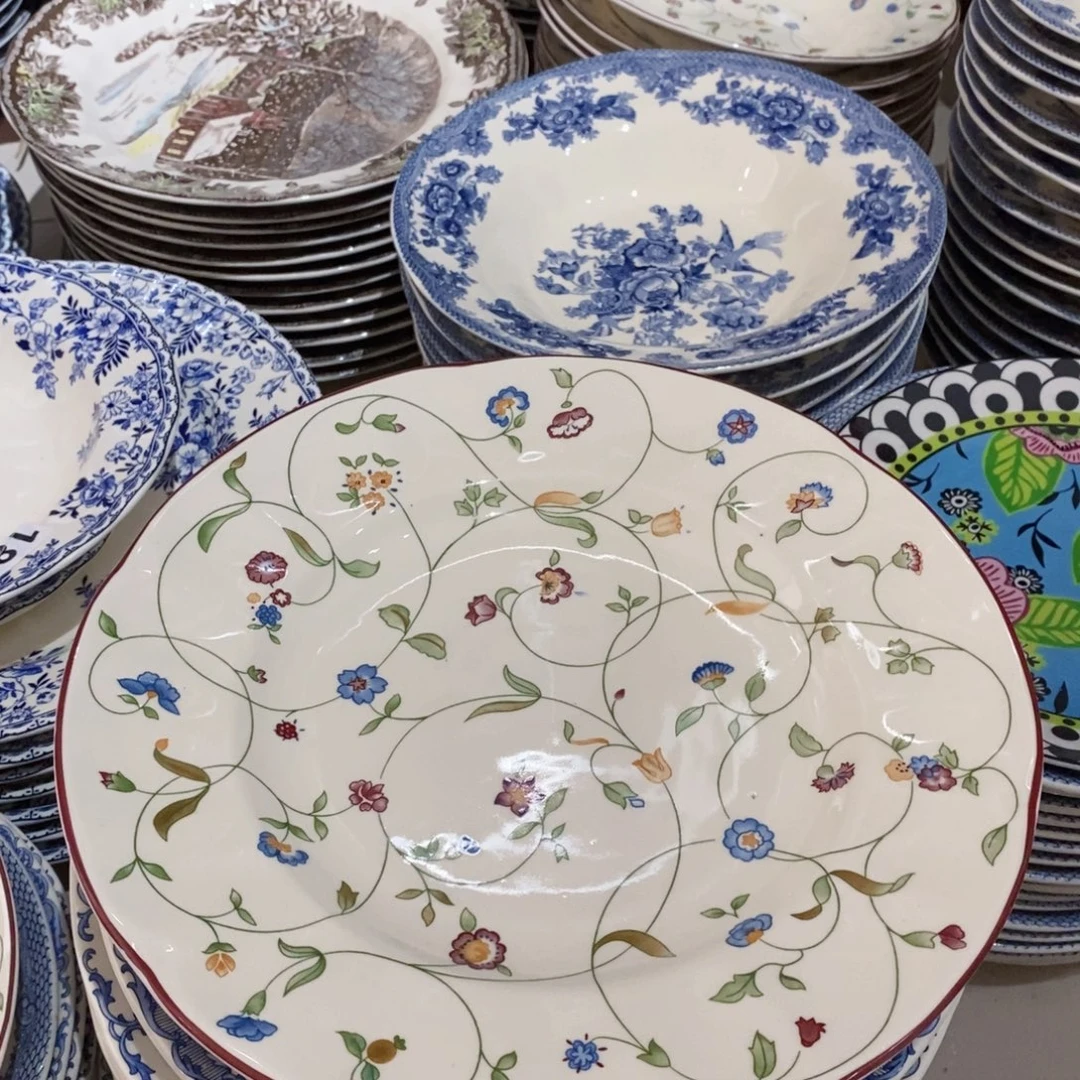 瓷微瑕小花十寸平盘