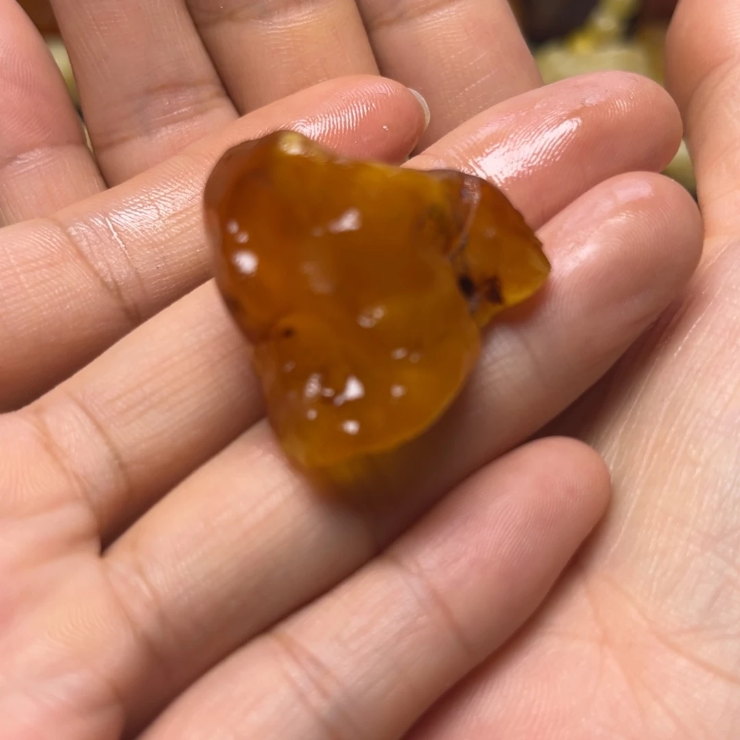 用***3定制琥珀未镶嵌蜜蜡定制珠子