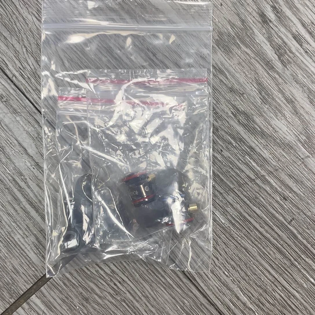 明***。魔声耳机头一对的
