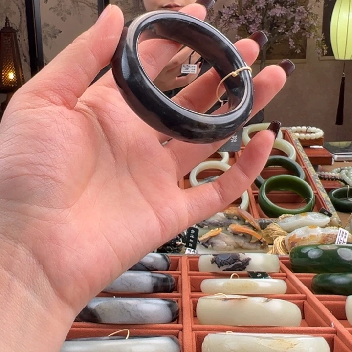 和田玉（子料）未镶嵌手镯