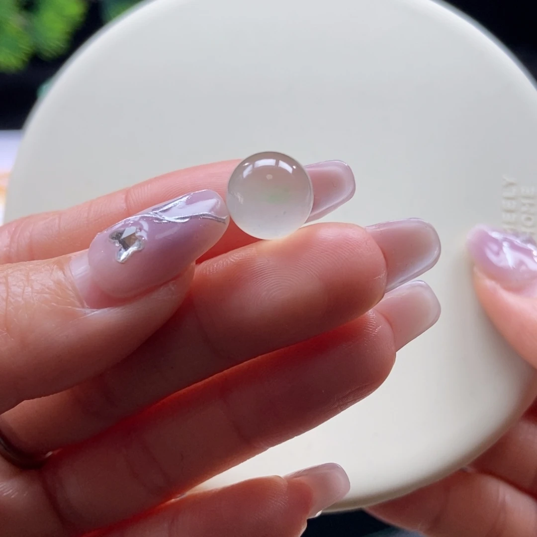 翡翠散珠翡翠高冰茶飘绿珠卡11mm