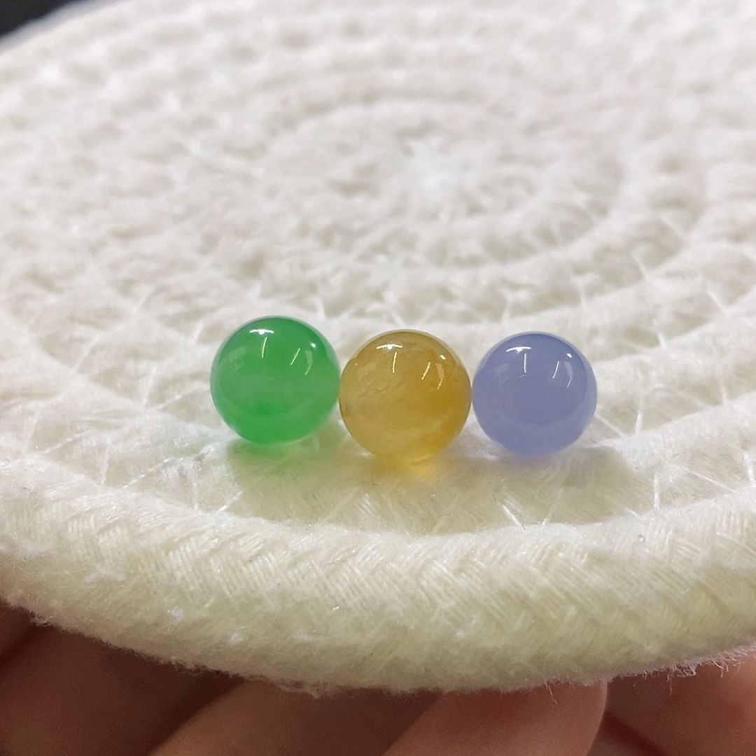 翡翠未镶嵌挂件卡8加