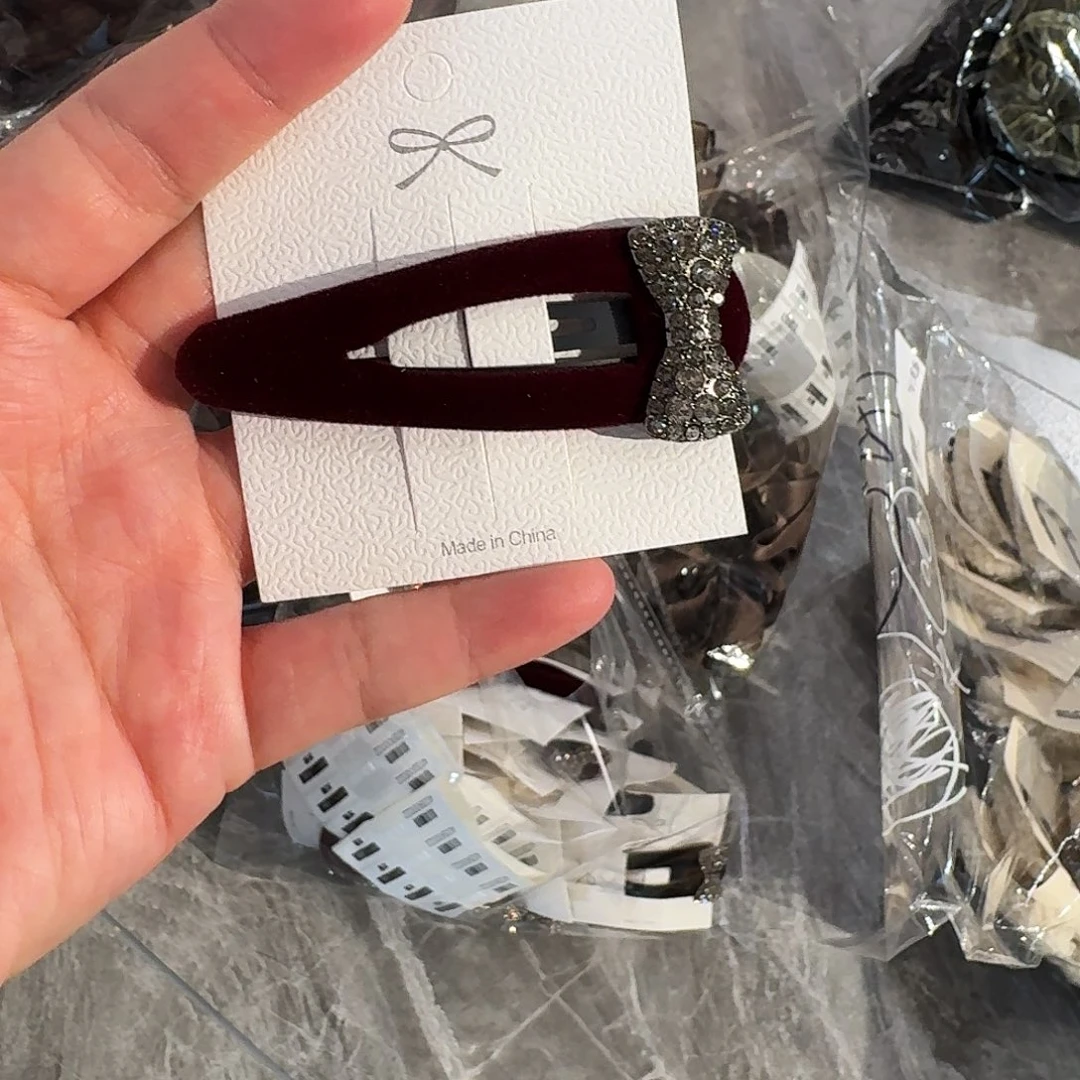 非金属红色蝴蝶结拜拜