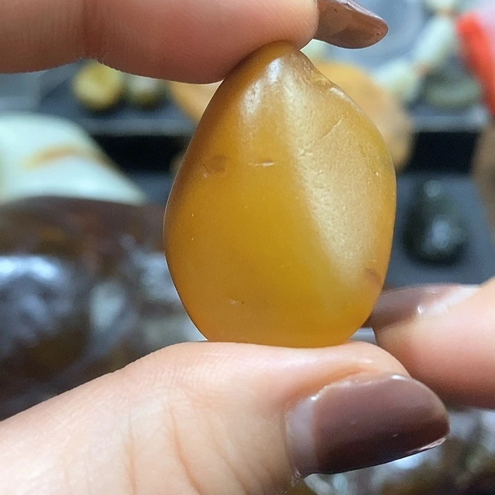 未镶嵌和田玉（糖玉）挂件
