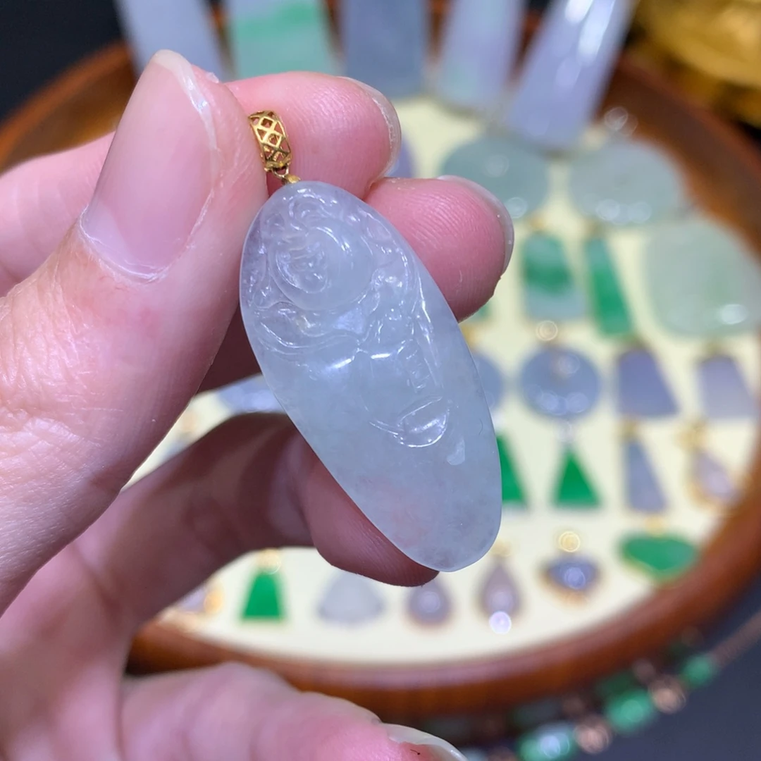 翡翠吊坠(不含链)18K金镶嵌