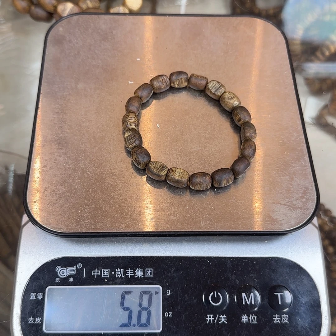 手串沉香留疤单圈0.7 五克多样性发货