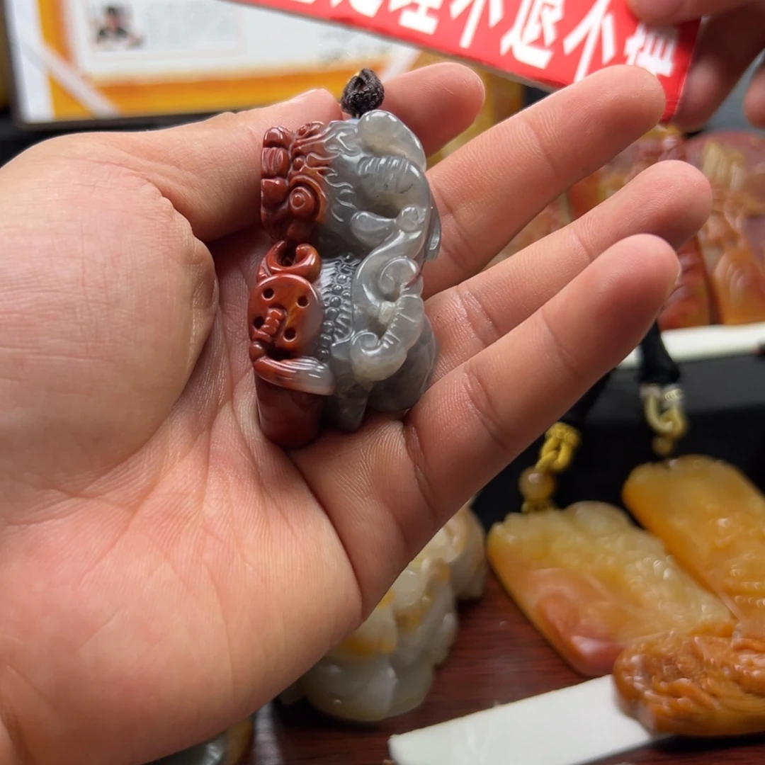 石英质玉（黄龙玉）合金黄龙玉