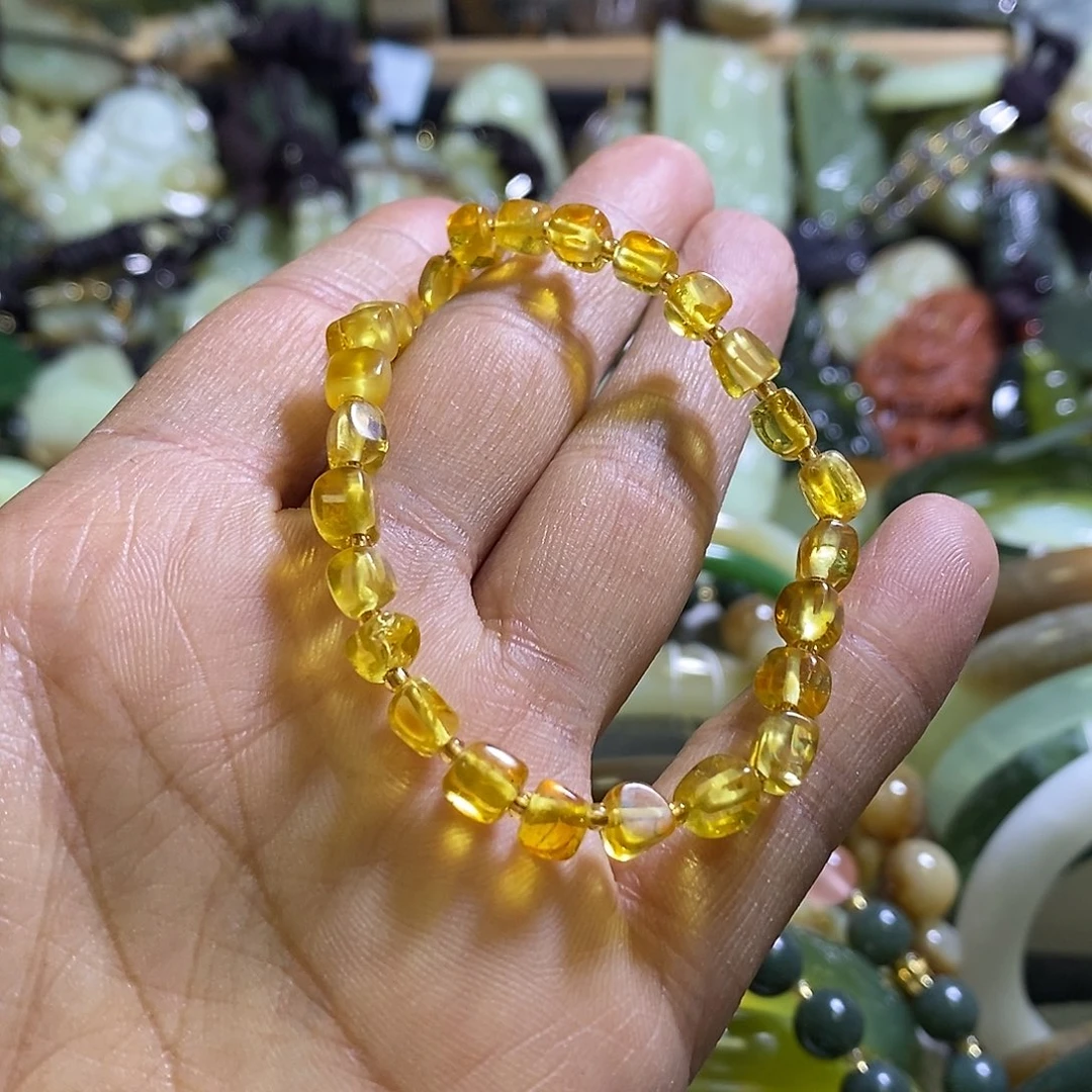 琥珀未镶嵌手链一个