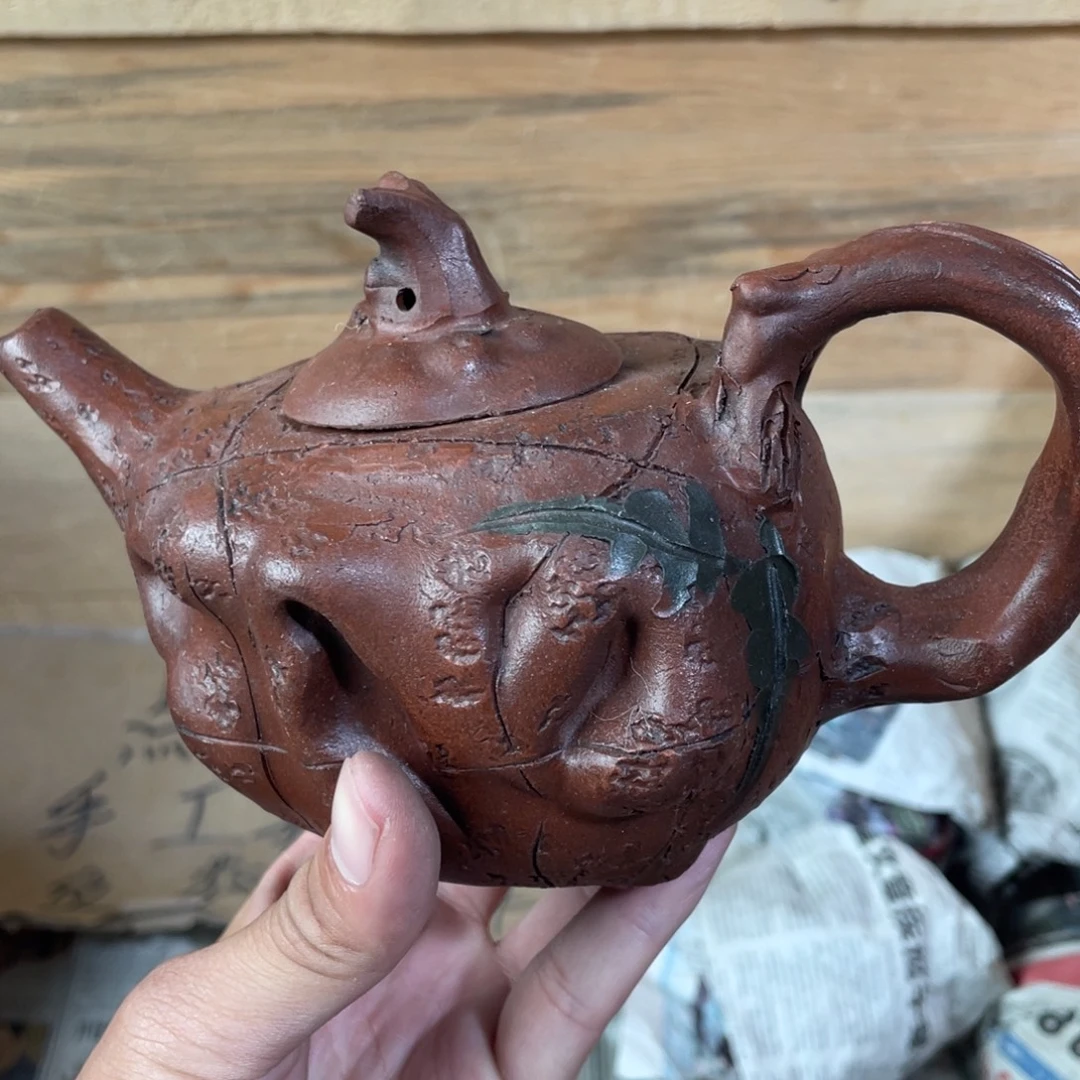 紫砂茶壶老厂紫砂壶一件。