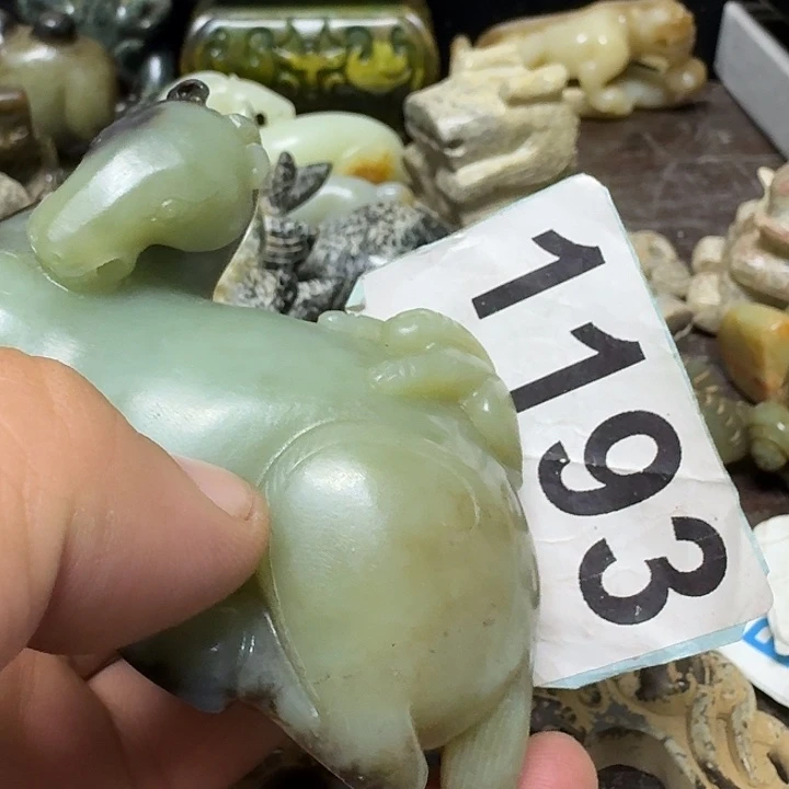 和田玉未镶嵌颈饰无**宇