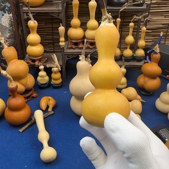 一****你不说不让她说就