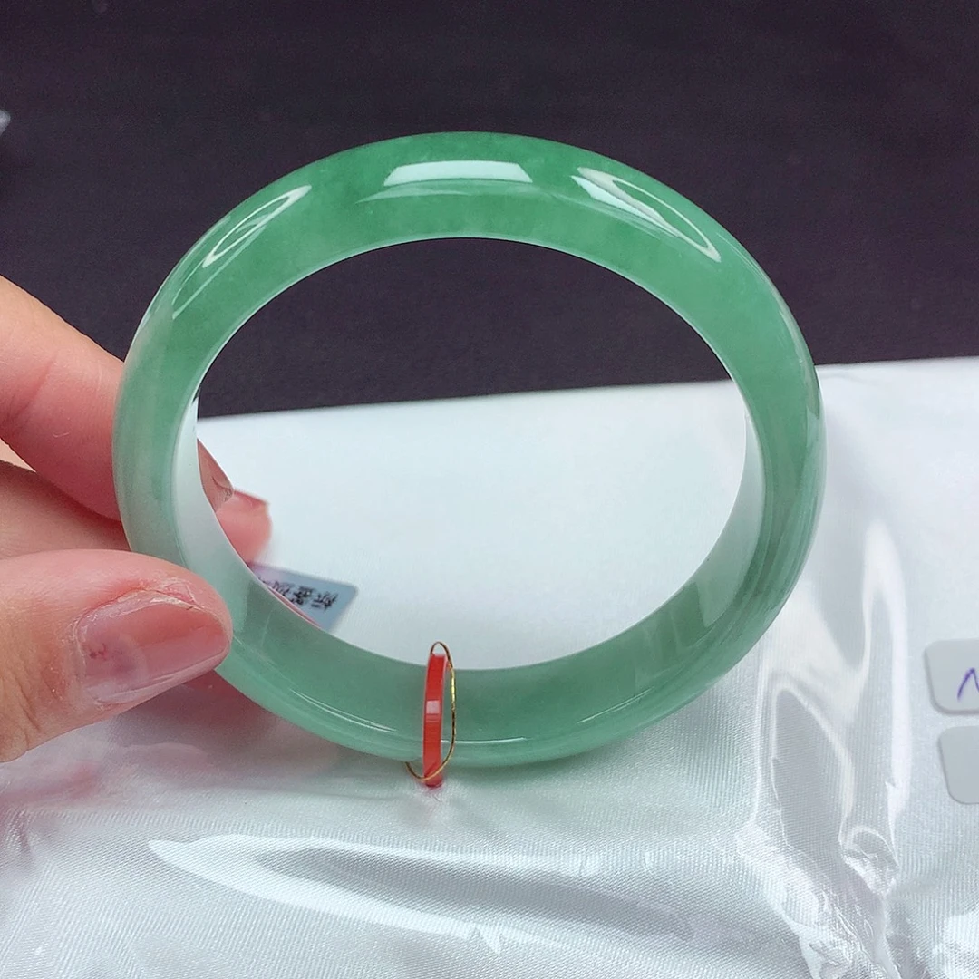 翡翠未镶嵌手镯55圈115