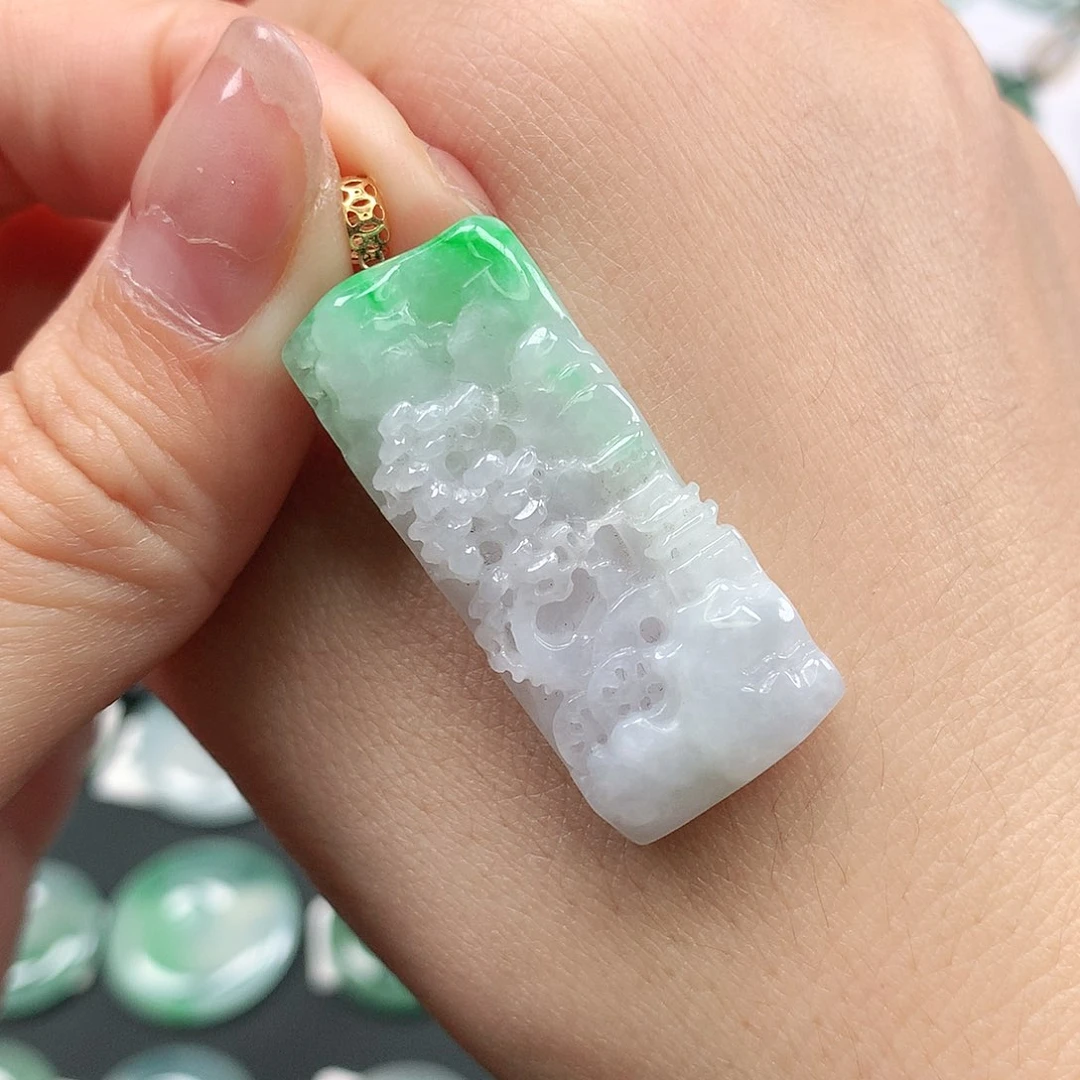 翡翠颈饰18K金镶嵌平安