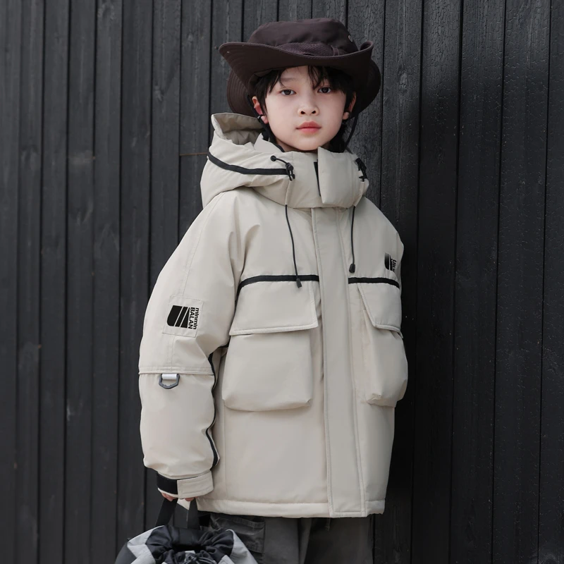 儿童羽绒服2024新款洋气中大童短款男孩女宝三防加厚工装外套潮爆