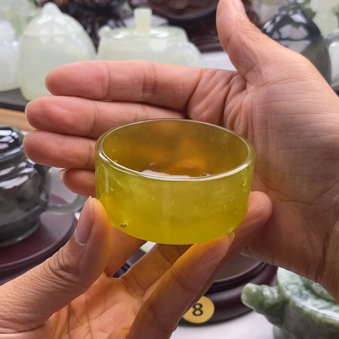 岫玉未镶嵌四大名玉茶杯