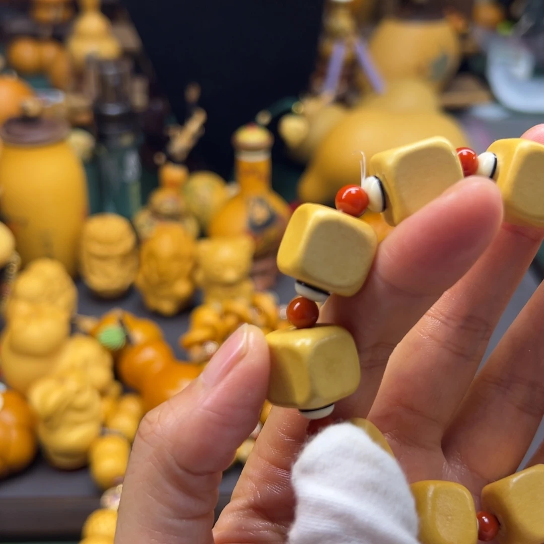 两***点啦咯啦咯啦咯啦咯啦咯