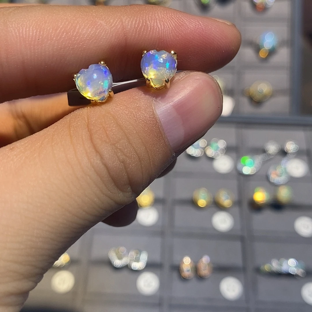 欧泊欧泊戒指银S925镶嵌快****菜