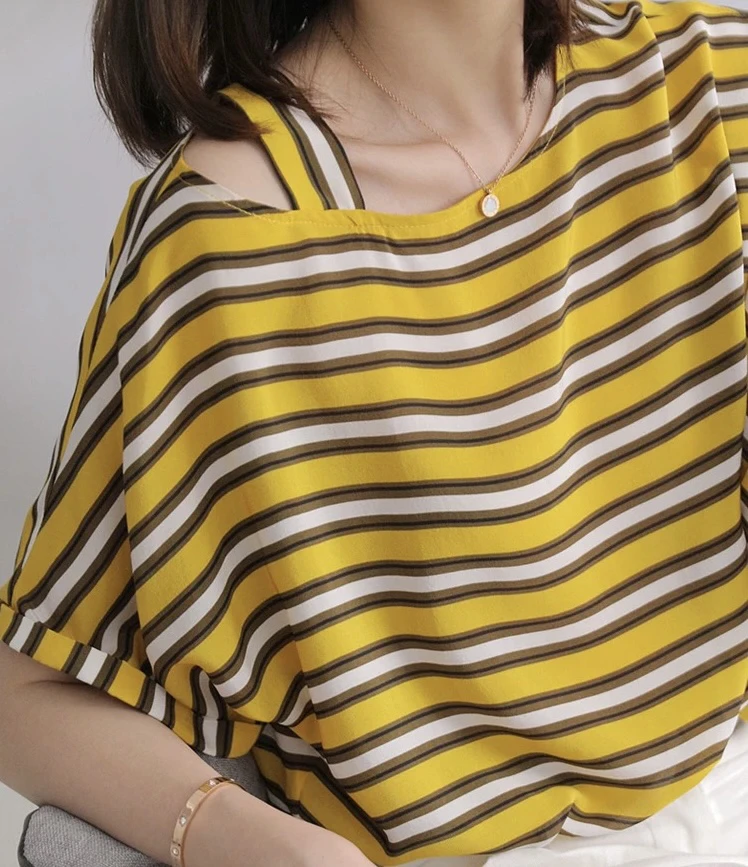 车车女装 时尚休闲百搭黄色条纹圆领露肩减龄洋气短袖