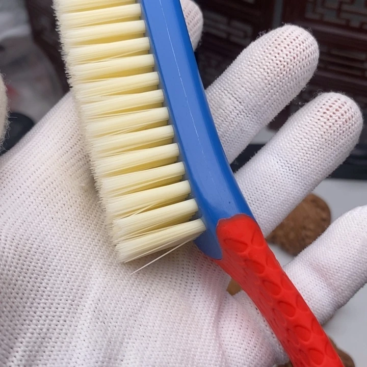 A***心文玩核桃吊坠刷子