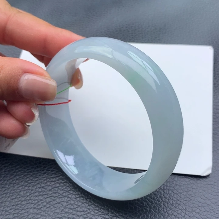 翡翠手镯未镶嵌天然翡翠手镯