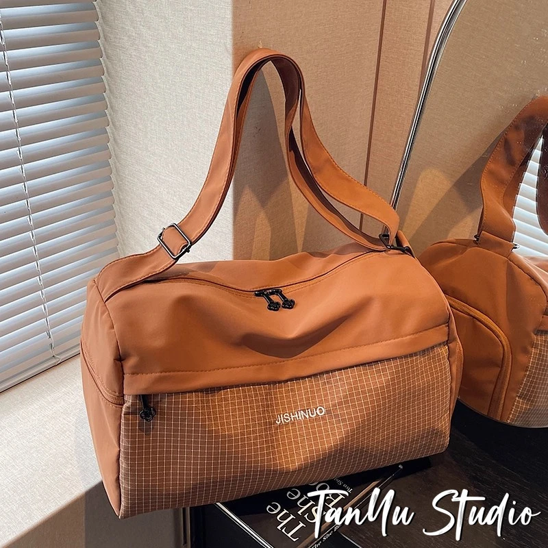 探屿大容量健身瑜伽包新款旅行包短途出差行李包轻便运动斜挎包