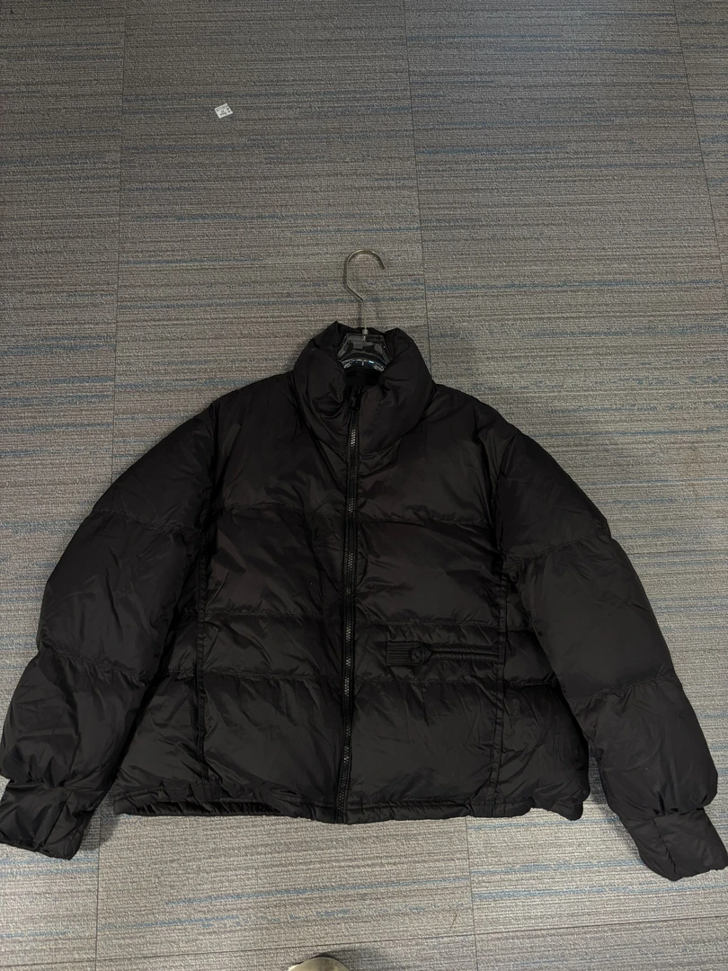 口袋盘扣拉链羽绒外套