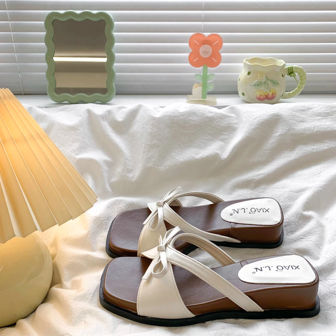 法式绝美凉拖鞋女夏季外穿2025新款晚晚仙女风凉鞋厚底坡跟一字拖