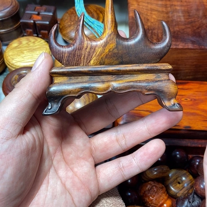 微凹黄檀（南美大红酸枝）笔架山