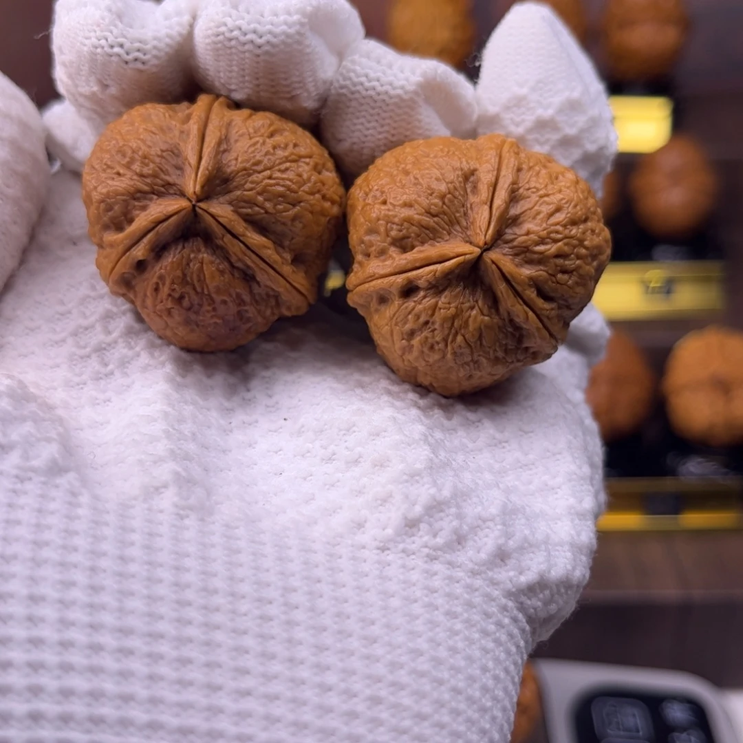 把件文玩核桃饭团三棱35尺