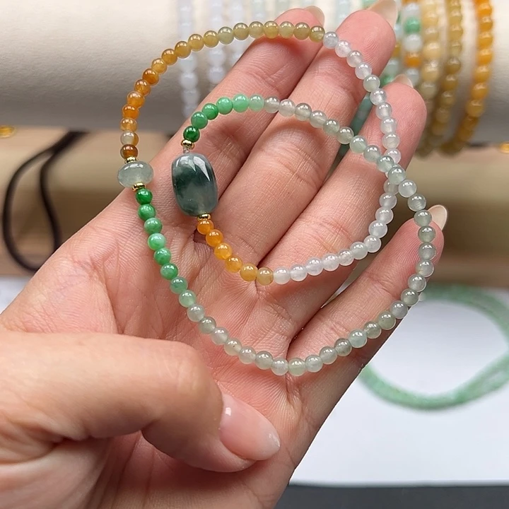 翡翠未镶嵌手链翡翠材质