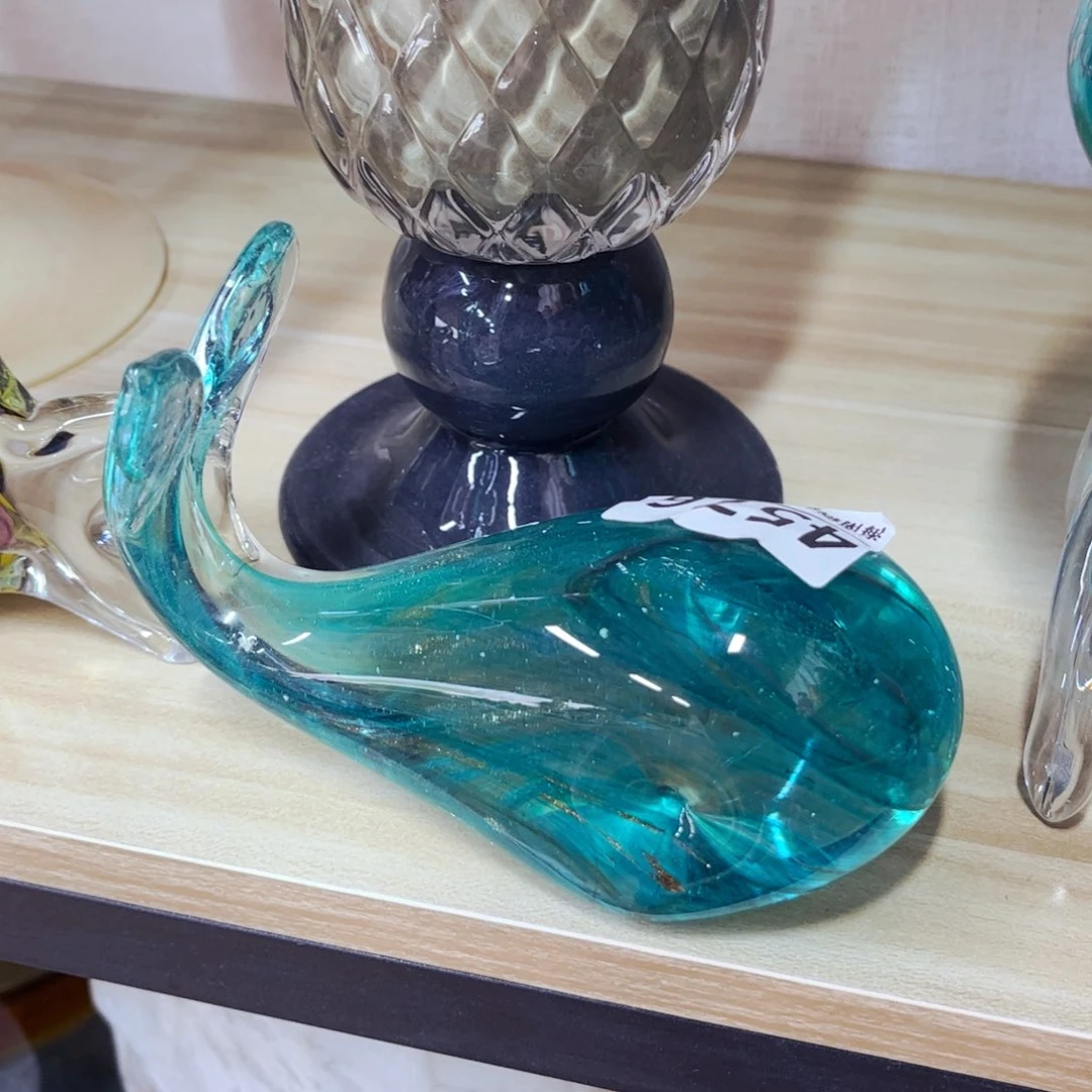鲸鱼,微瑕 家悦琉璃花瓶摆件