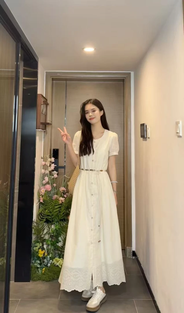 AN.XIN【初茶白露】韩系初恋纯色重工镂空减龄连衣裙8225