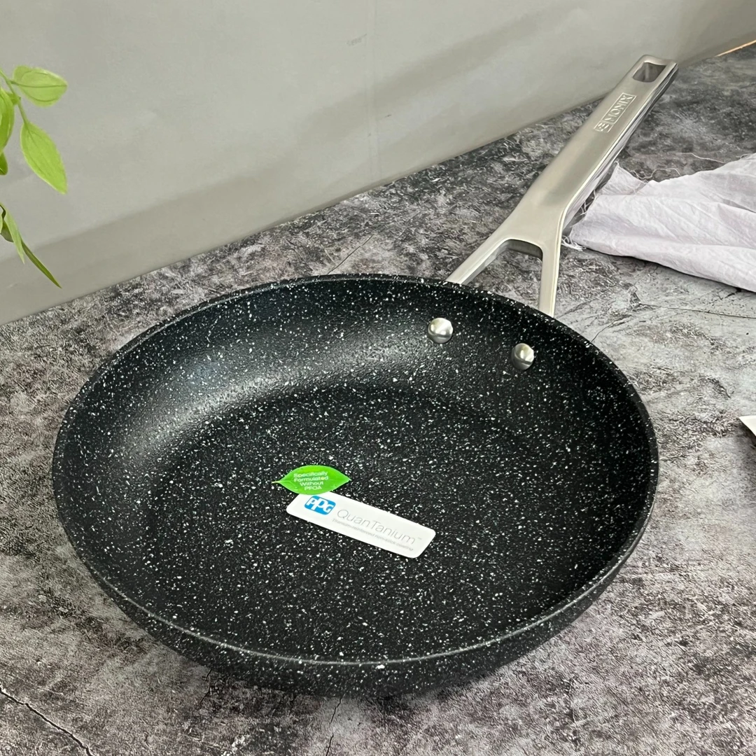 【MONIX】出欧盟200欧平底不粘煎锅26cm华福4星抛丸全钢不易鼓包