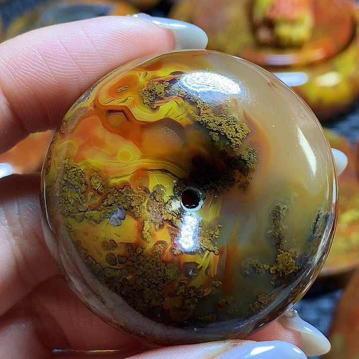 玛瑙/玉髓战国红吊坠未镶嵌午