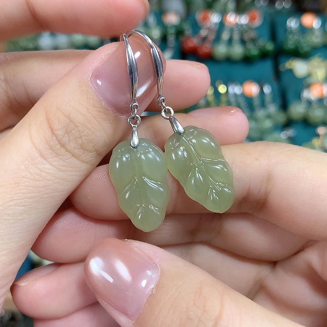 和田玉银S925镶嵌耳饰金枝玉叶卡19.6左右