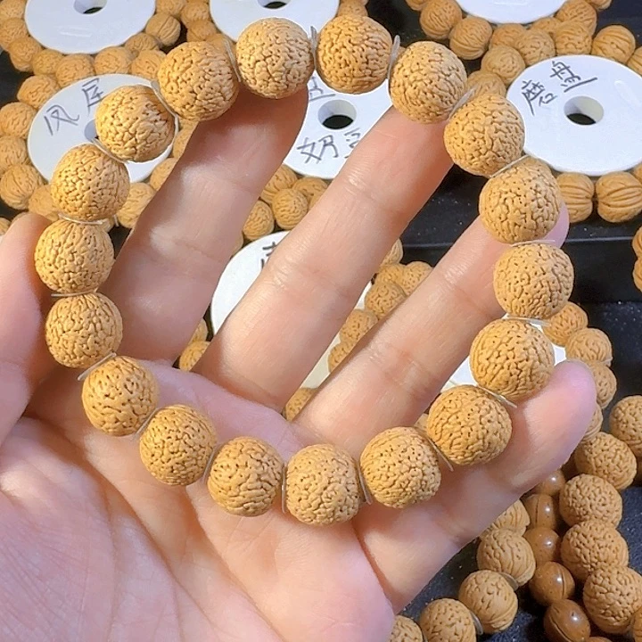 吊坠桃核14蚂蚁蛋桃核