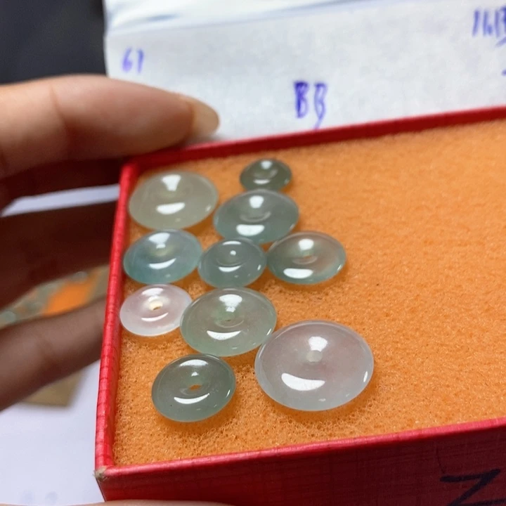 定制翡翠未镶嵌不退