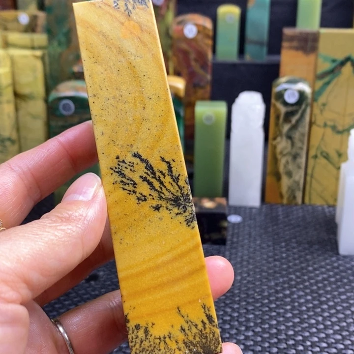 四川石用****。青田石印章石