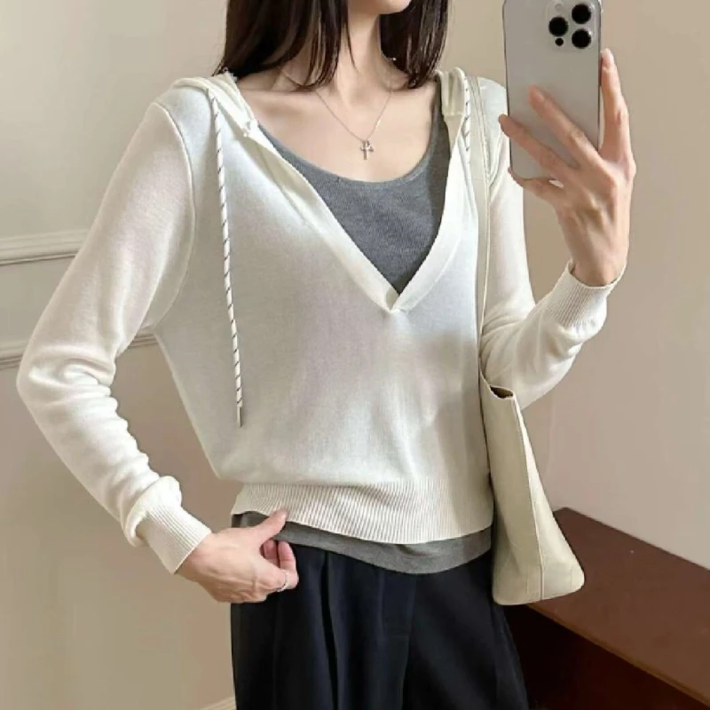 撞色连帽针织衫女2025春季新款假两件弹力上衣百搭显瘦毛衣小衫潮