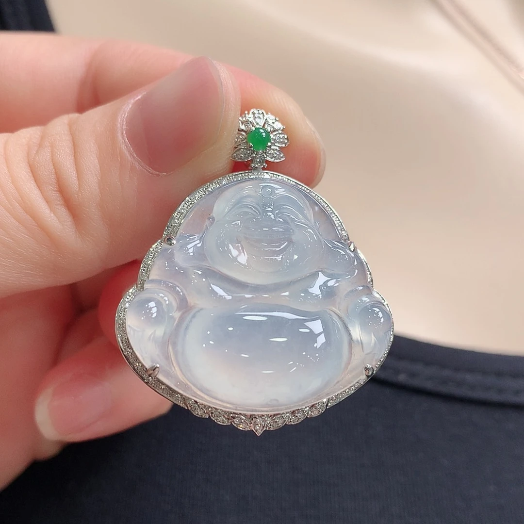 翡翠18K金镶嵌颈饰佛公