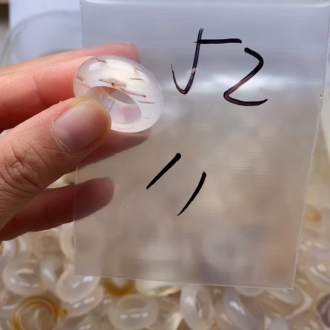 未镶嵌戒指玛瑙/玉髓?****