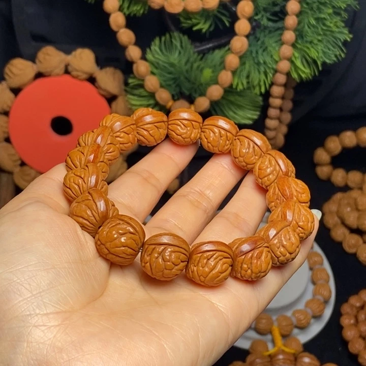 秦岭龙纹桃核手串